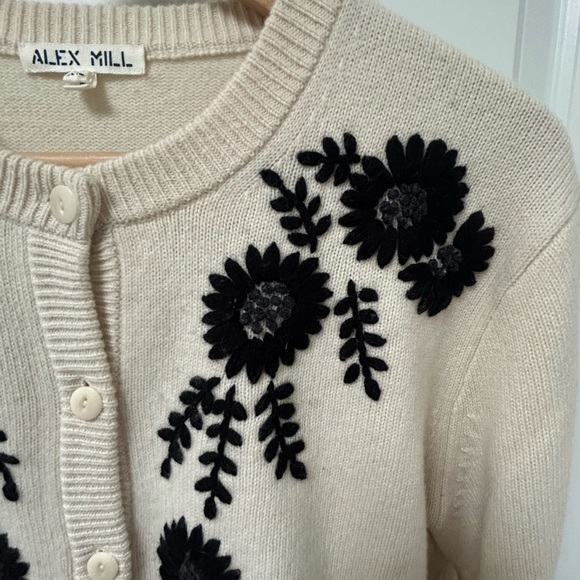 Alex Mill Cream Cardigan with Black Floral Design - Picture 2 of 4